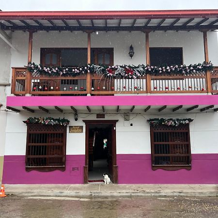 חרדין Hostal Famihotel Fundadores מראה חיצוני תמונה